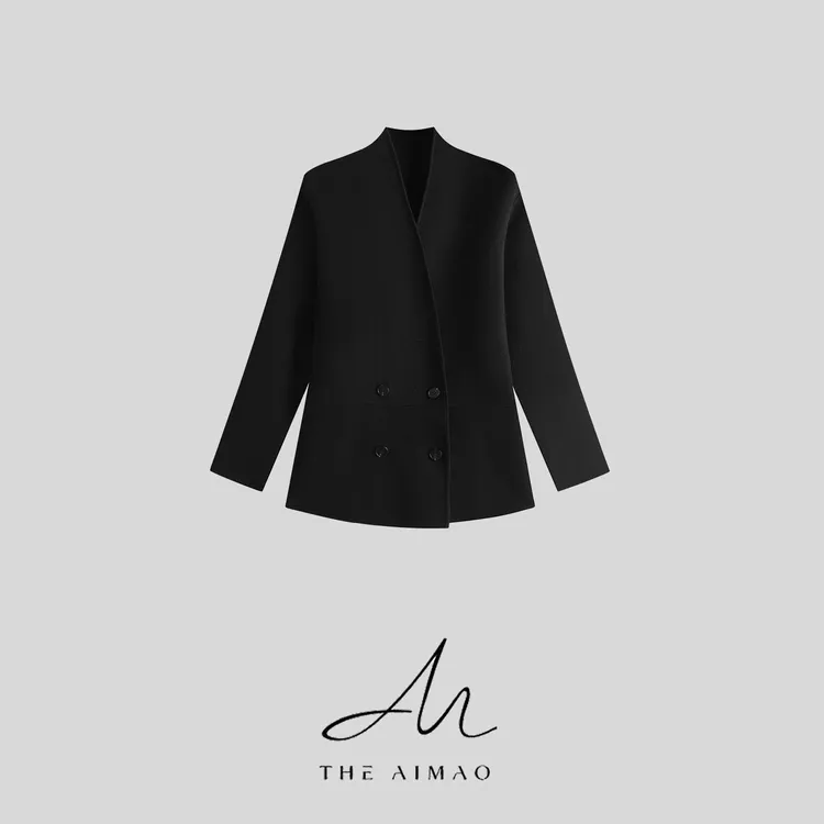 【THE AIMAO】“绅雅态度”绵羊毛混纺软而挺括排扣廓形外套XYX82802