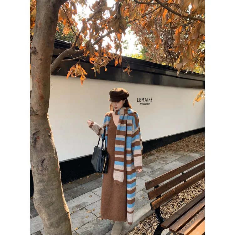 轻奢潮牌款复古条纹针织套装连衣裙修身显瘦包臀长裙 条纹围巾
