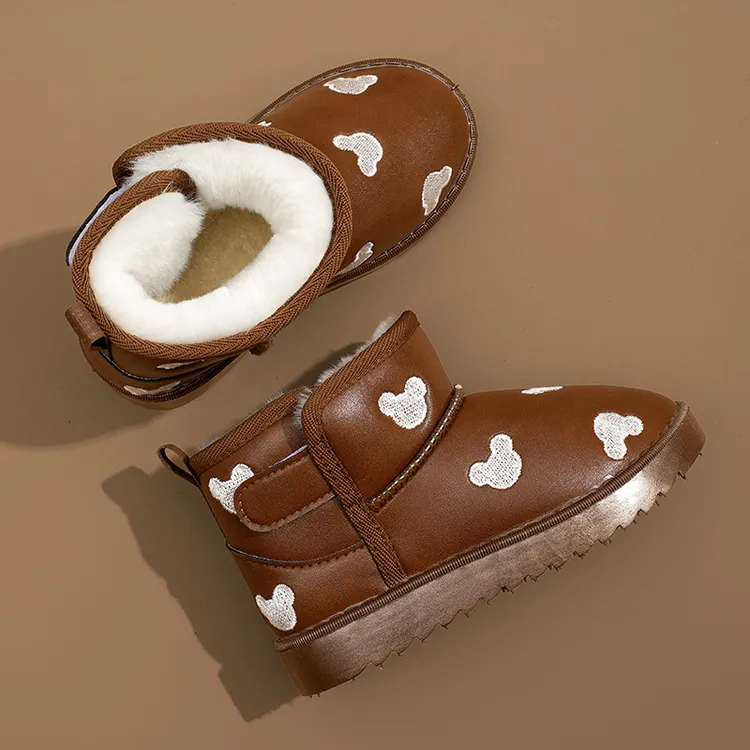 冬季新款儿童加绒防水男女童防滑软底棉靴男童防水保暖雪地靴