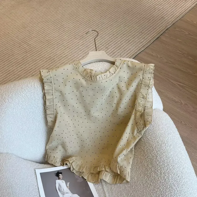 法式甜美木耳边无袖衬衫女2025夏季新款简约百搭宽松气质波点上衣