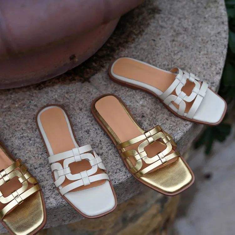 平底复古百搭沙滩拖鞋仙女鞋子夏季外穿2025年新款法式小凉拖