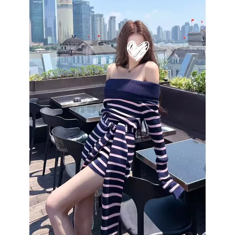 时尚条纹针织套装女秋季一字肩抹胸上衣短裤子两件套