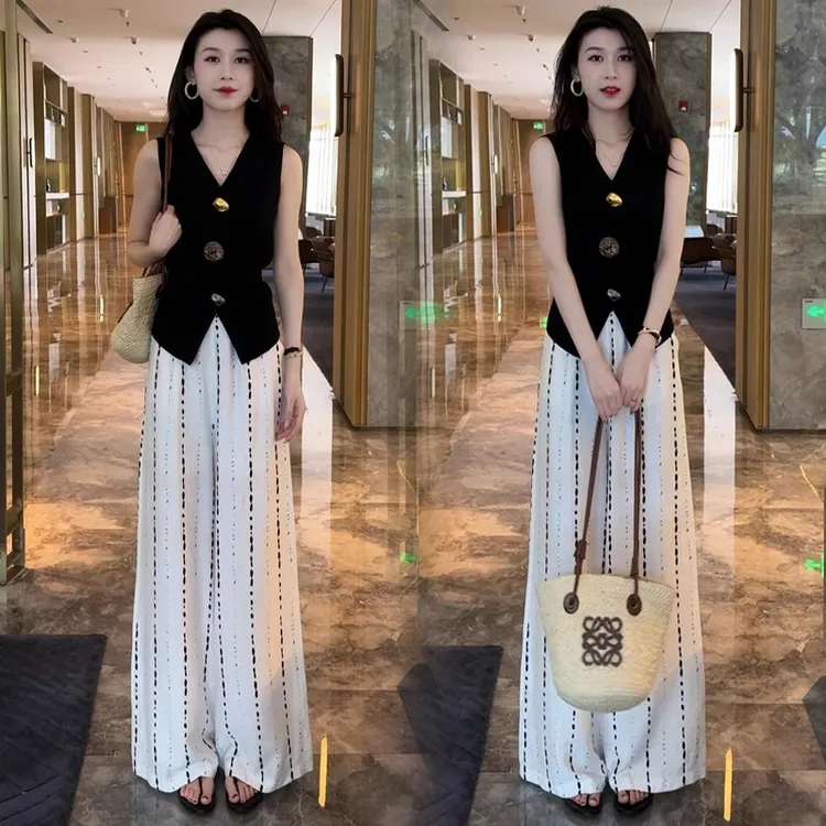 拉夏贝尔气质时尚套装夏季新款洋气显瘦无袖上衣休闲阔腿裤两件套