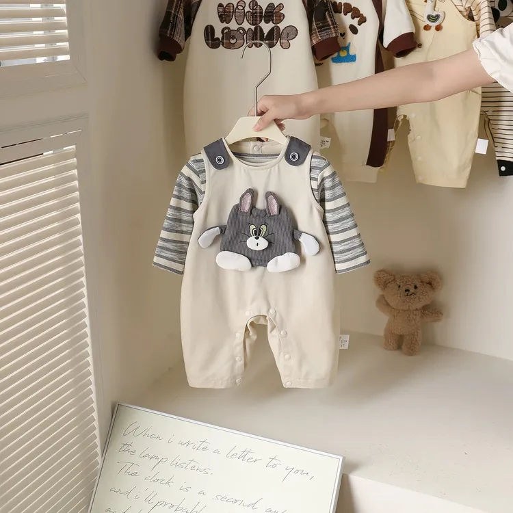 男宝宝秋季套装超萌婴幼儿衣服秋装新款婴童背带裤T恤两件套外出