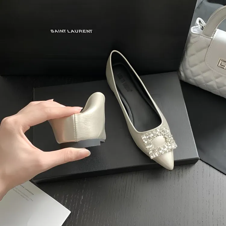 高端女尖头真皮风内增高浅口单鞋人风气质时尚软底百搭鞋子女鞋