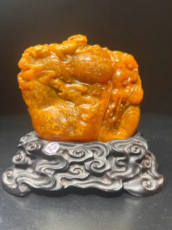 北部田黄（璃虎戏珠）雅玩 尺寸：10/8.8/6.8cm 重量：765克