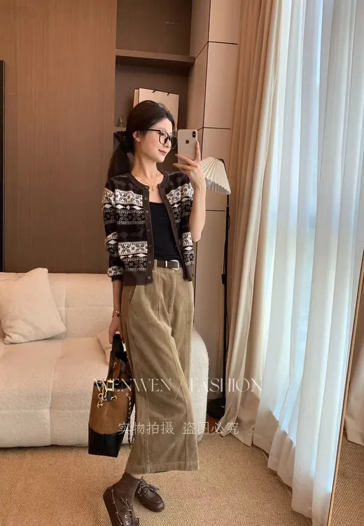 WEN 25新款复古小香设计感花色针织长袖小衫WWM0278