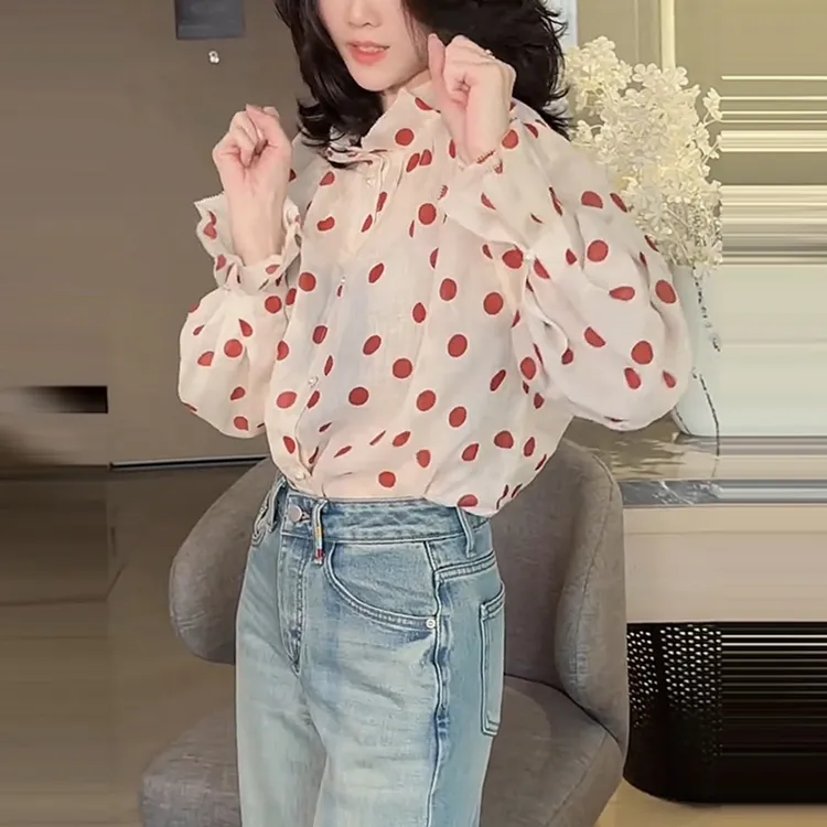 法式小香风波点2025年秋季新款衬衫女爆款小众洋气泡泡袖衬衣女