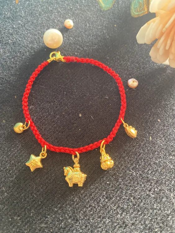 好运招财轻奢本命年精致转运红绳星星金色十二生肖手饰手绳时尚