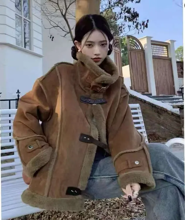 美拉德皮毛一体短外套女冬季新款宽松气质上衣