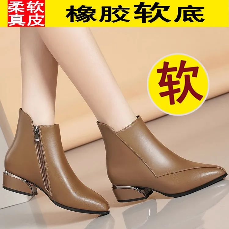 头层牛皮2025新款冬季真皮短靴女裸靴春秋单靴软皮粗跟中跟马丁靴