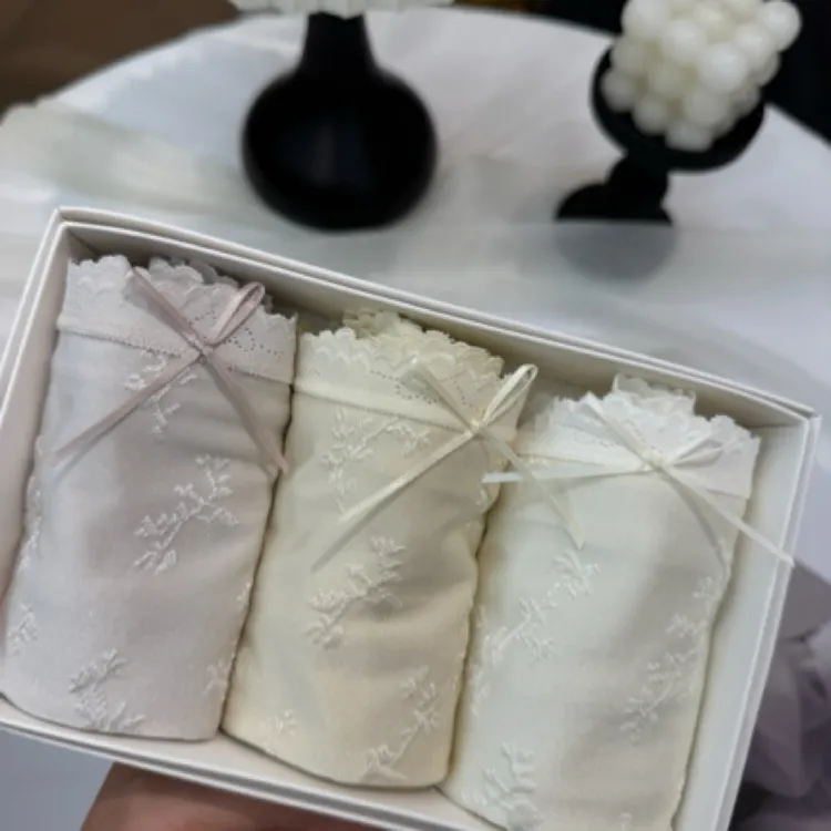 【三条装】0923中腰提花工艺适合90-135斤女士内裤