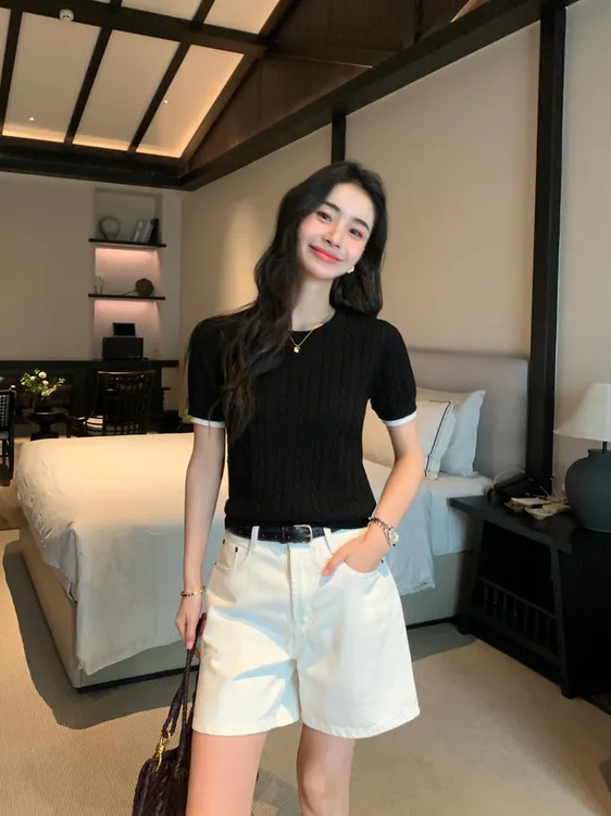 夏季新款洋气衣服女圆领宽松气质短袖T恤复古高腰显瘦五分裤套装