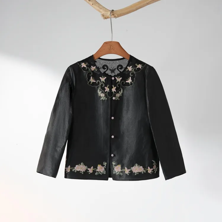 西子/【云肩蝶梦】25姆米重磅桑蚕丝蝴蝶如意绣花黑色外套/WTBH1612