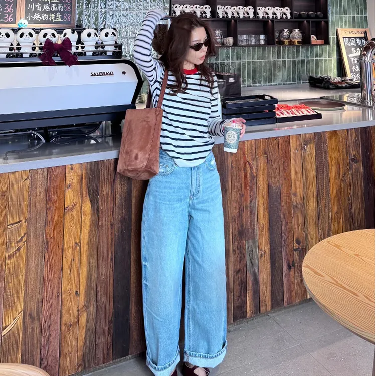 2025春季时尚新款洋气休闲装显瘦条纹上衣外穿百搭牛仔裤小众女装