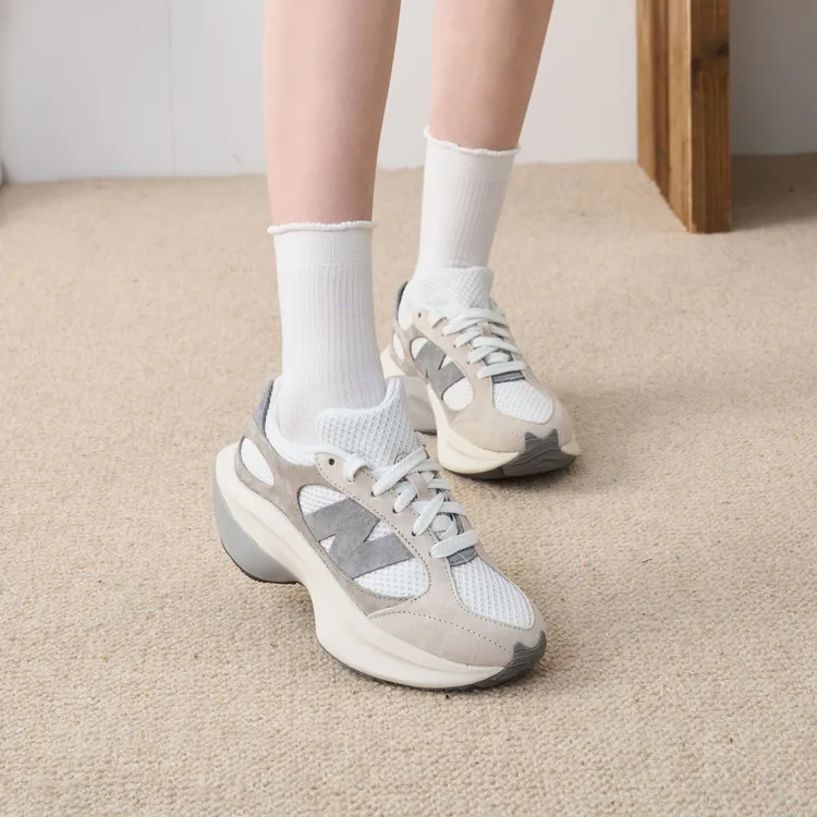 New Balance NB蛋壳鞋男女款冬季新款厚底增高运动休闲情侣老爹鞋