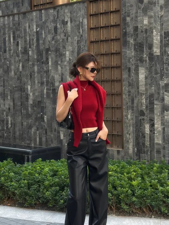 楚楚君 Laugh girl【高智美女】毛衣+背心两件套M2518