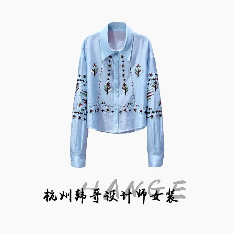 【韩哥女装】2025夏轻薄透气雾蓝色重工刺绣时尚休闲衬衫9626