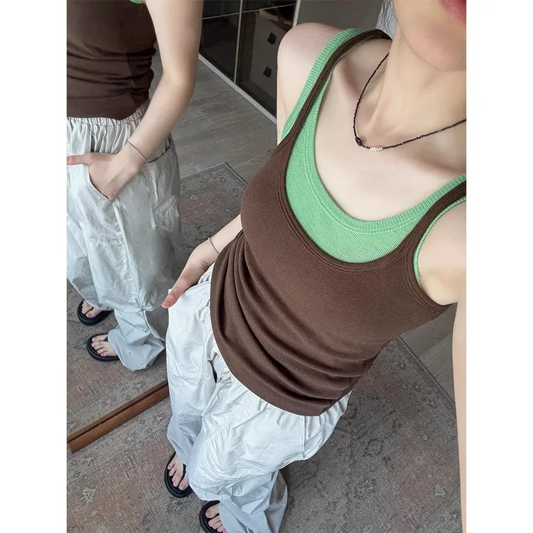 法式咖色假两件u领针织背心女夏季外穿辣妹修身短款无袖吊带上衣