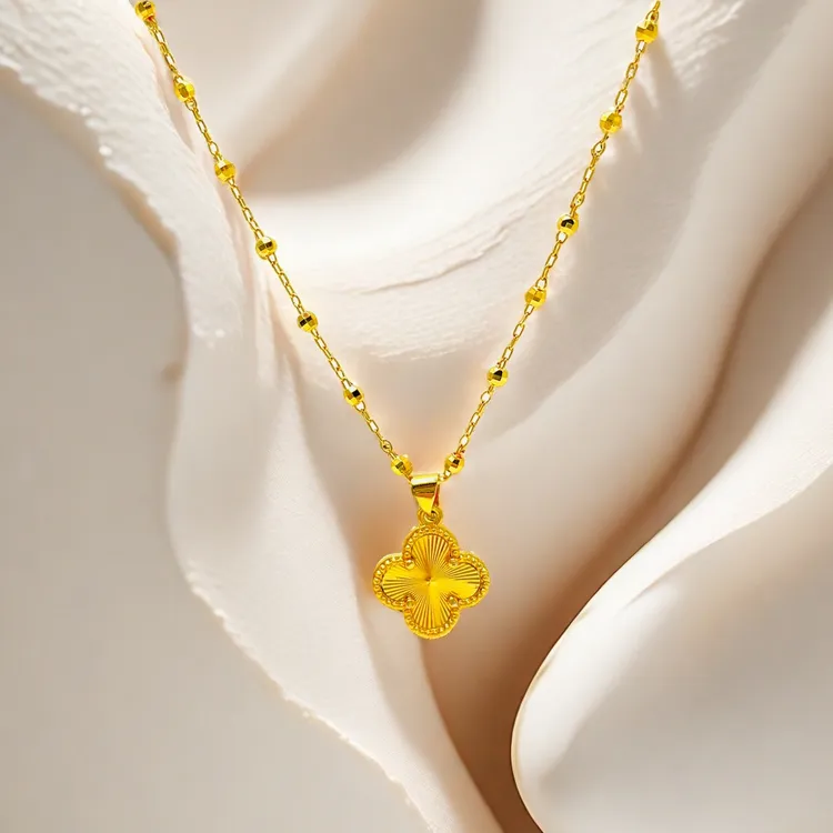 爆闪蹦迪珠珠送四叶草吊坠气质轻奢百搭 M扣