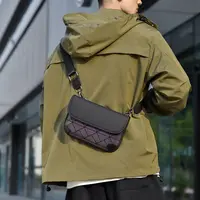 时尚男士斜挎包休闲街头潮流百搭单肩包胸包高级感通勤背包【WL】