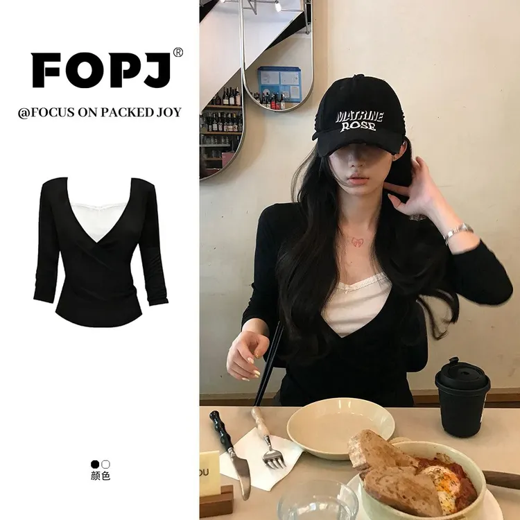 FOPJ韩系辣妹纯欲风V领假两件长袖t恤女设计感修身显瘦打底衫上衣