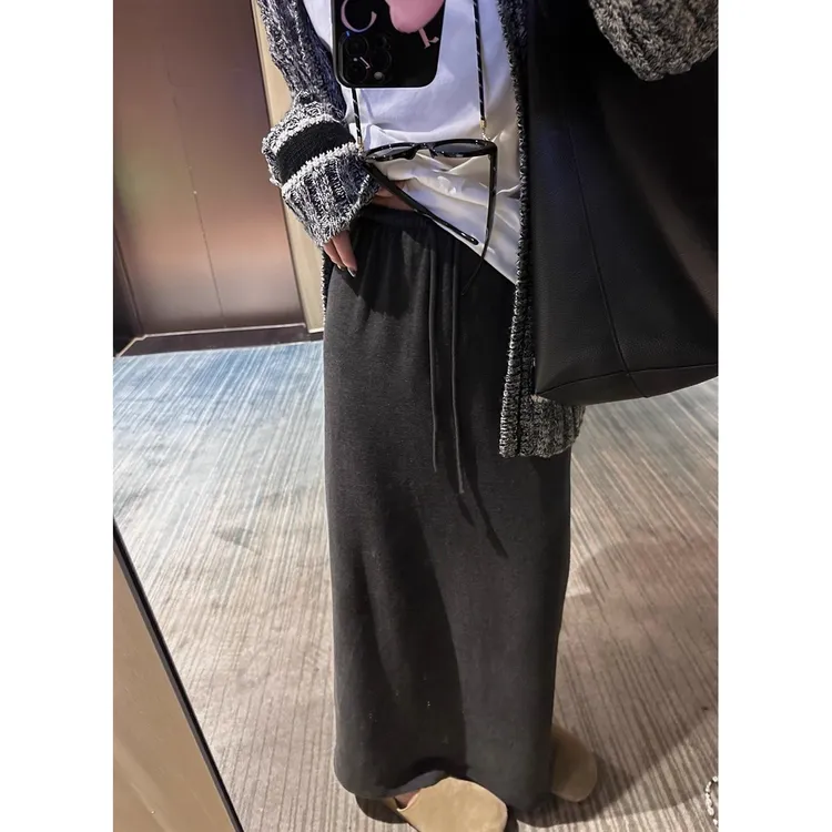 耶古灰色半身裙女秋冬新款糯叽叽抽绳松紧腰直筒裙中长款针织裙子
