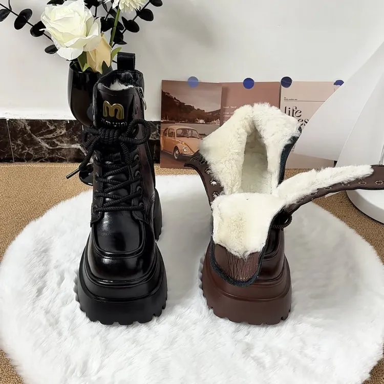 冬季爆款12CM增高马丁靴女2025加绒英伦风复古厚底防滑羊毛短靴