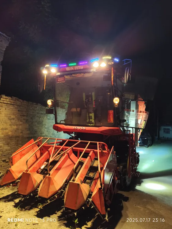 雷沃4EP/4ER玉米收割机专用双排流水跑马灯多彩高亮跑马灯24v定制