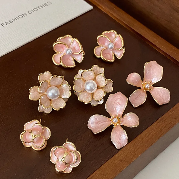 非金属仿珍珠耳饰 粉色花朵山茶花韩版小众不规则高级感耳钉女
