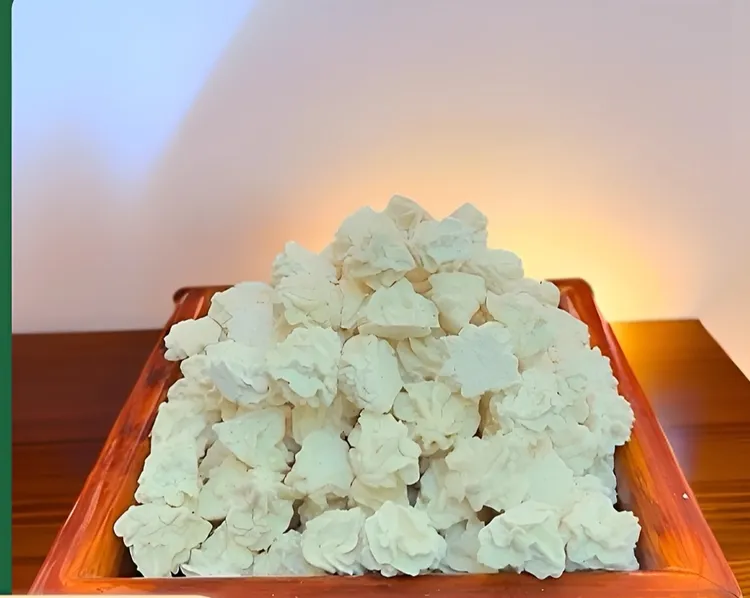 【奶渣坨坨】奶香味浓郁，微甜，口味鲜美