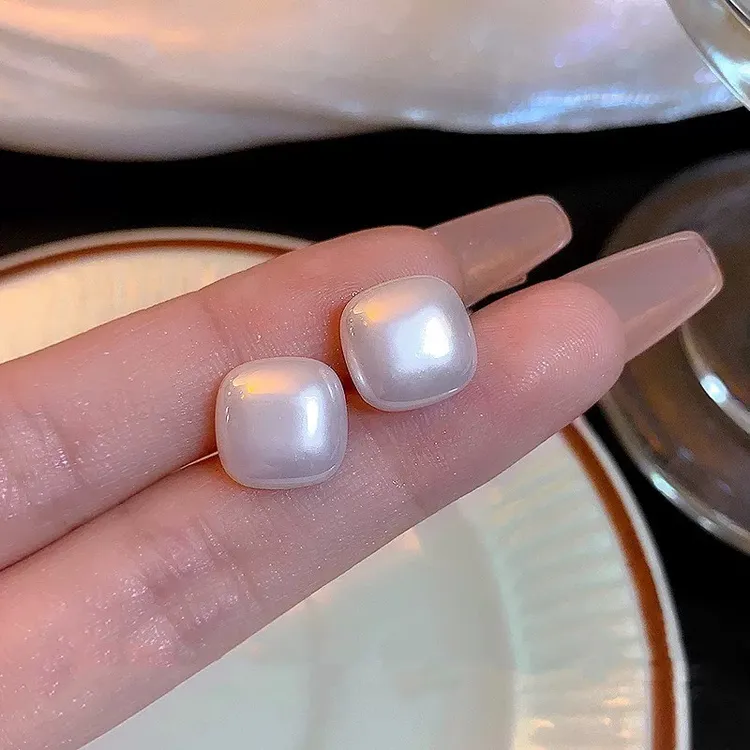 铜合金耳饰 【小颗奶糖】简约温柔穿搭感ins博主耳钉 A564