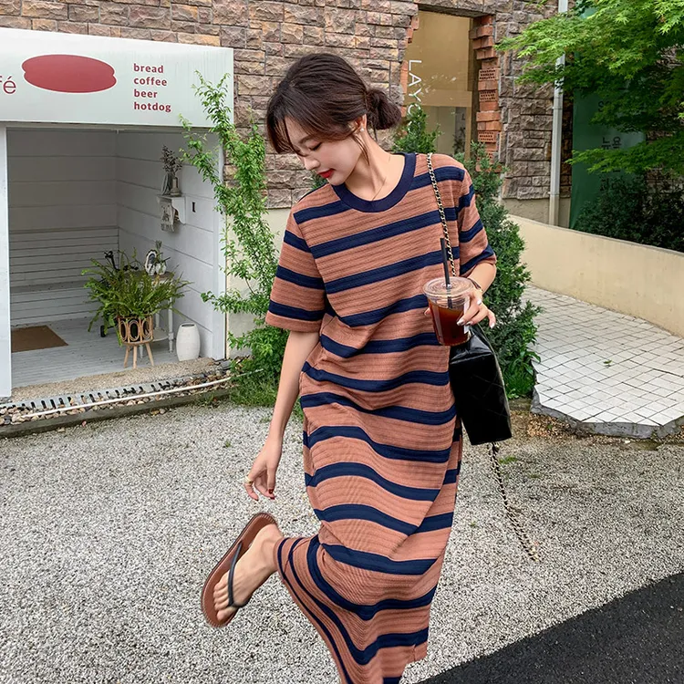 韩系夏季轻熟风宽松直筒连衣裙女2025新款慵懒条纹设计感T恤长裙