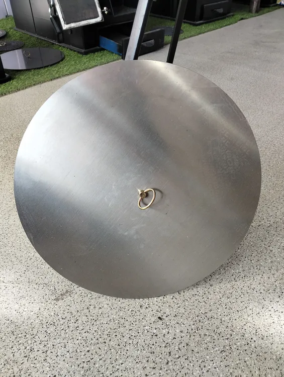 白钢盖，焖地瓜盖