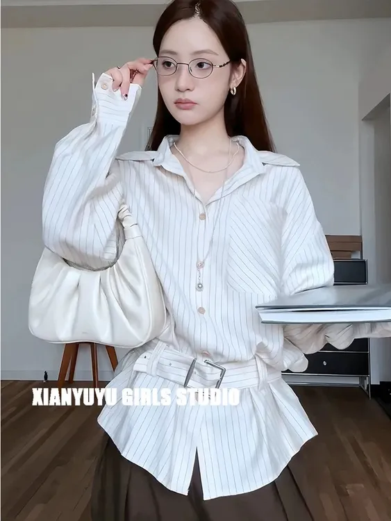 （全额运补）秋季高智感收腰条纹衬衫女设计感小众长袖显瘦上衣