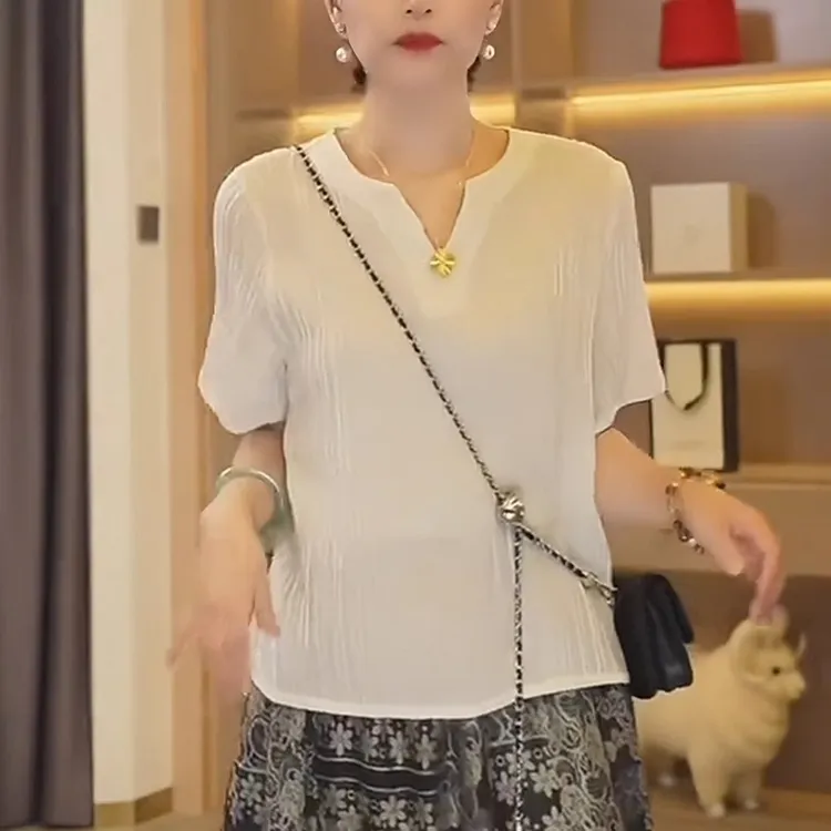 白色v领短袖女士t恤夏季2025新款时尚显瘦减龄肌理感褶皱正肩上衣