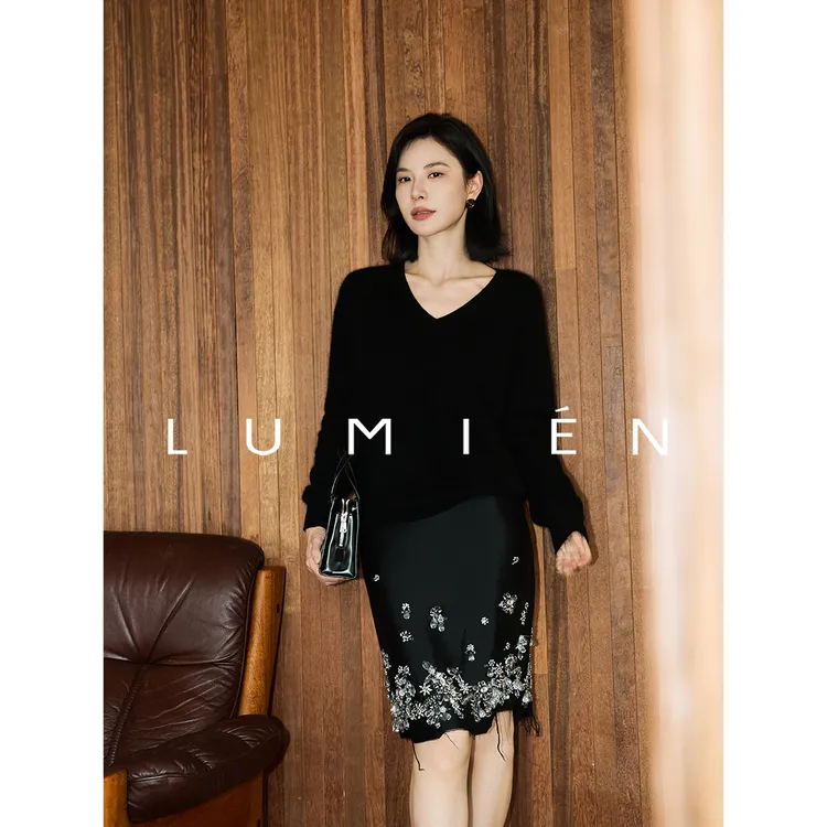 【LUMIEN 新品】“慵懒织章”松弛感绵羊毛亲肤百搭显瘦毛衫 LX5ESS72