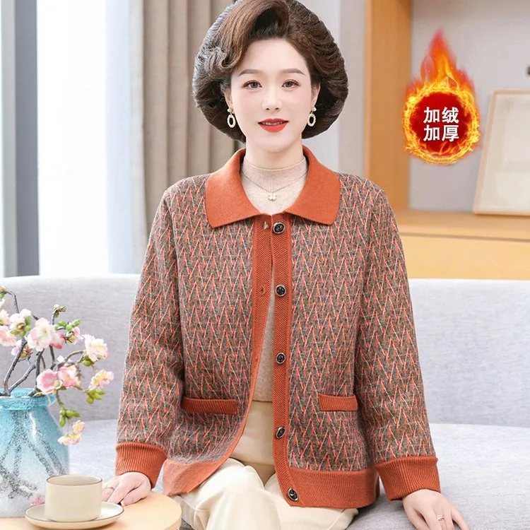 中老年秋冬加绒加厚外套妈妈装翻领保暖一体开衫绒衣