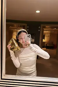 小众蕾丝连衣裙 250245