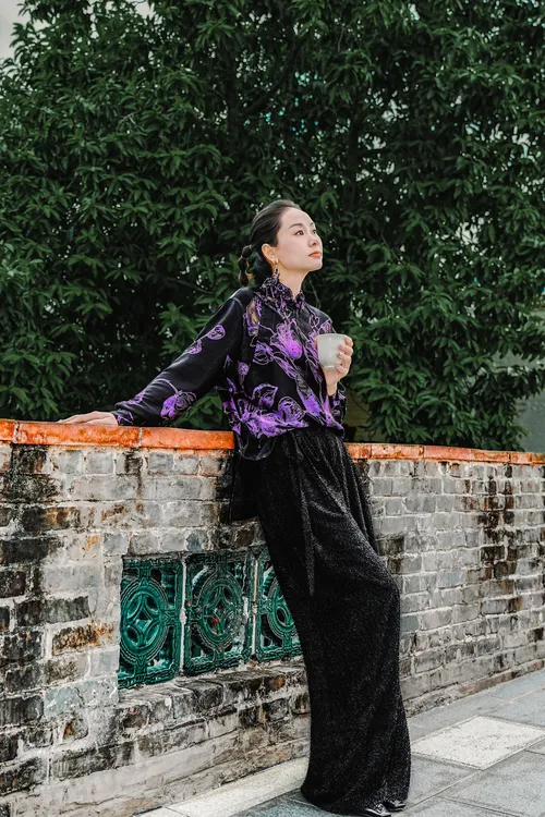 爱妃原创【新品】新中式气质紫色镂空百搭时尚宽松休闲衬衫87140