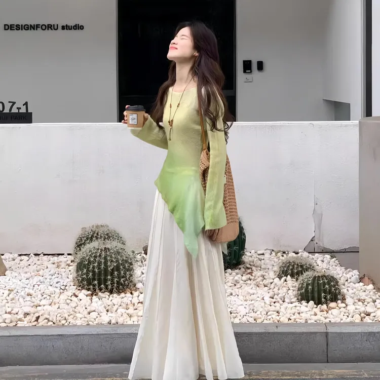 2025春季新款小众炸街高级感女装渐变绿色针织气质上衣百搭半身裙