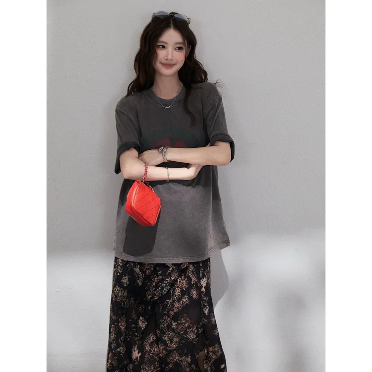 【谢不肉】印花圆领宽松半袖T恤女夏碎花不规则开叉半裙套装50027