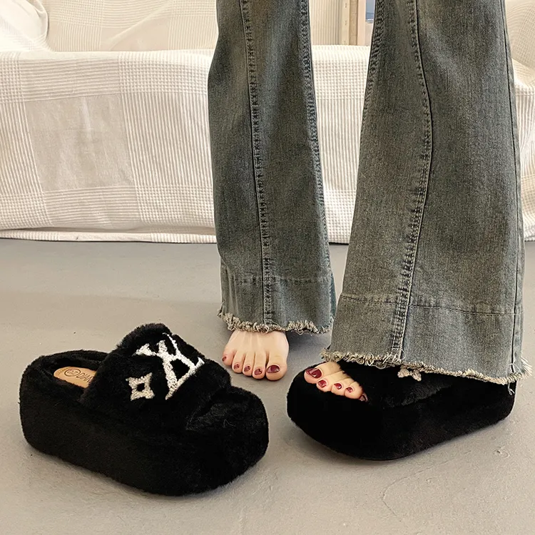 爆款小香厚底毛毛拖鞋女春秋季外穿高级感2025新款欧货高跟毛茸茸