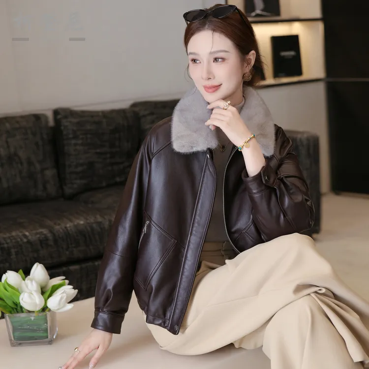 真皮羽绒服女2025新款海宁头层绵羊皮毛领可拆卸夹克高端宽松外套