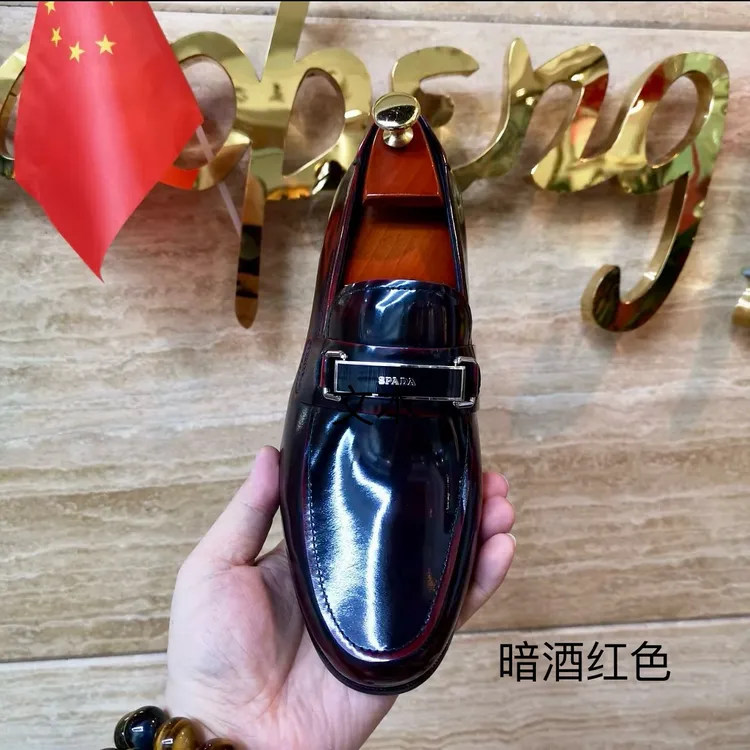 35码起时尚牛漆皮小方头百搭单鞋时尚套脚英伦韩版轻奢皮鞋休闲鞋