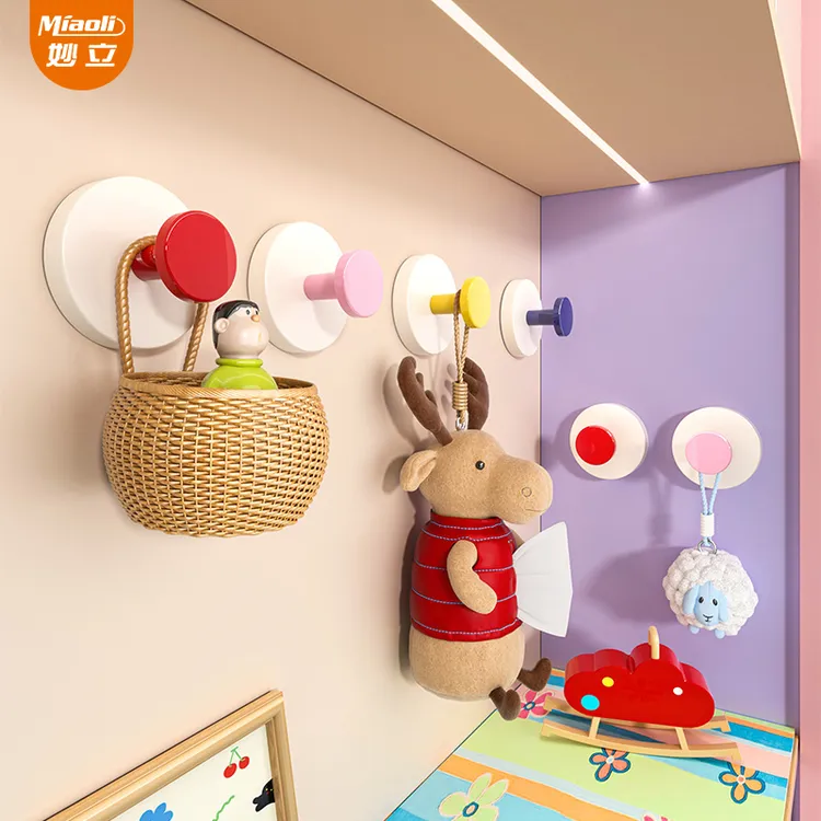 吸盘玄关挂钩强力承重粘胶免打孔入户门口放钥匙神器帽子置物粘贴