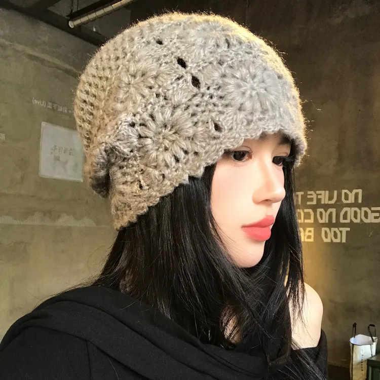 灰色针织花朵包头帽女秋冬大头围显脸小手工编织冷帽毛线套头帽子
