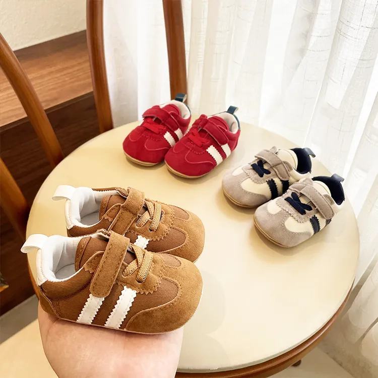 婴儿鞋春秋3-12个月男女宝宝透气魔术贴0到1岁软底防滑学步前鞋