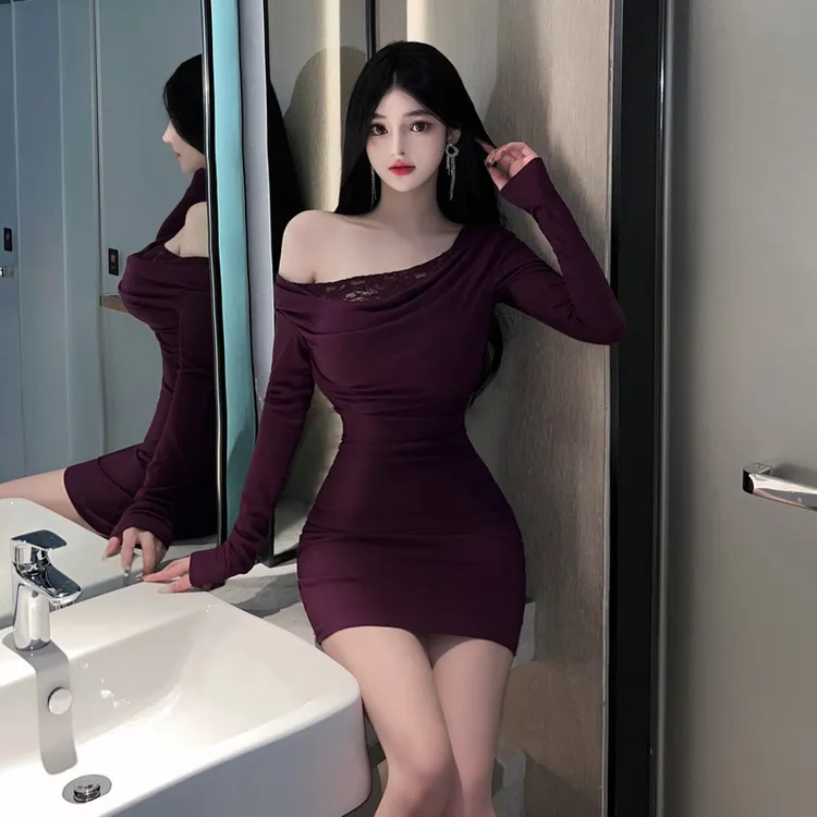蕾丝露肩长袖连衣裙女秋冬紫色紧身辣妹纯欲包臀短裙子简约韩版