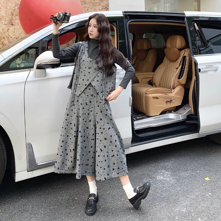 富家千金感穿搭波点小香风套装女秋2025新款马甲上衣阔腿裤三件套